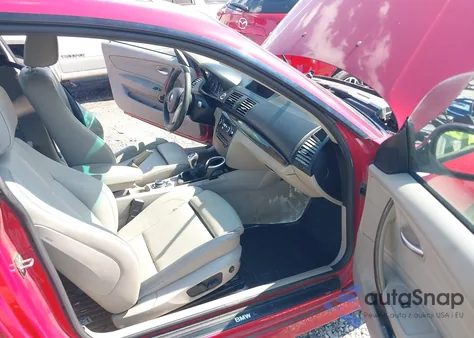 2011 BMW 128I из США, поврежденный, VIN WBAUP7C59BVM54697